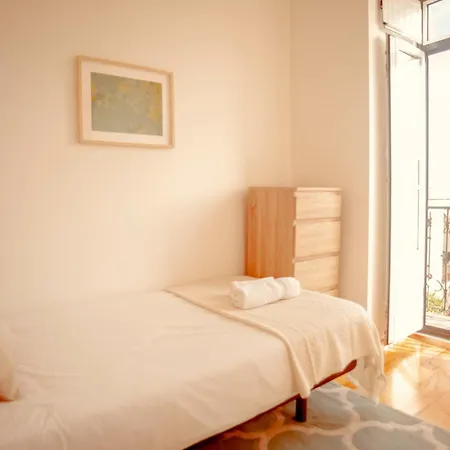 My Fair - 2 Bedroom With River View *