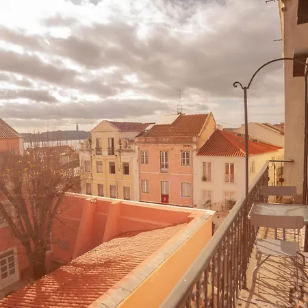 Appartement My Fair - 2 Bedroom With River View *