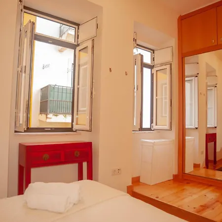 My Fair - 2 Bedroom With River View * Лісабон